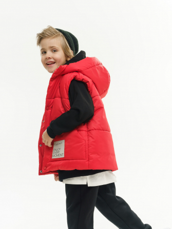 LF kids, жилет демисезонный с капюшоном, цвет красный ! ДЕФЕКТ !